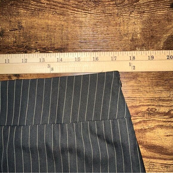 Patrizia Luca Women's Skirt Gray 10 Wool Pencil Pin Stripe Barami Wide Waist - Picture 7 of 8